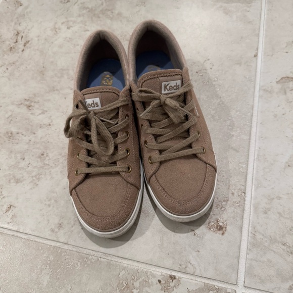 Keds shoes 6.5 - Picture 2 of 4